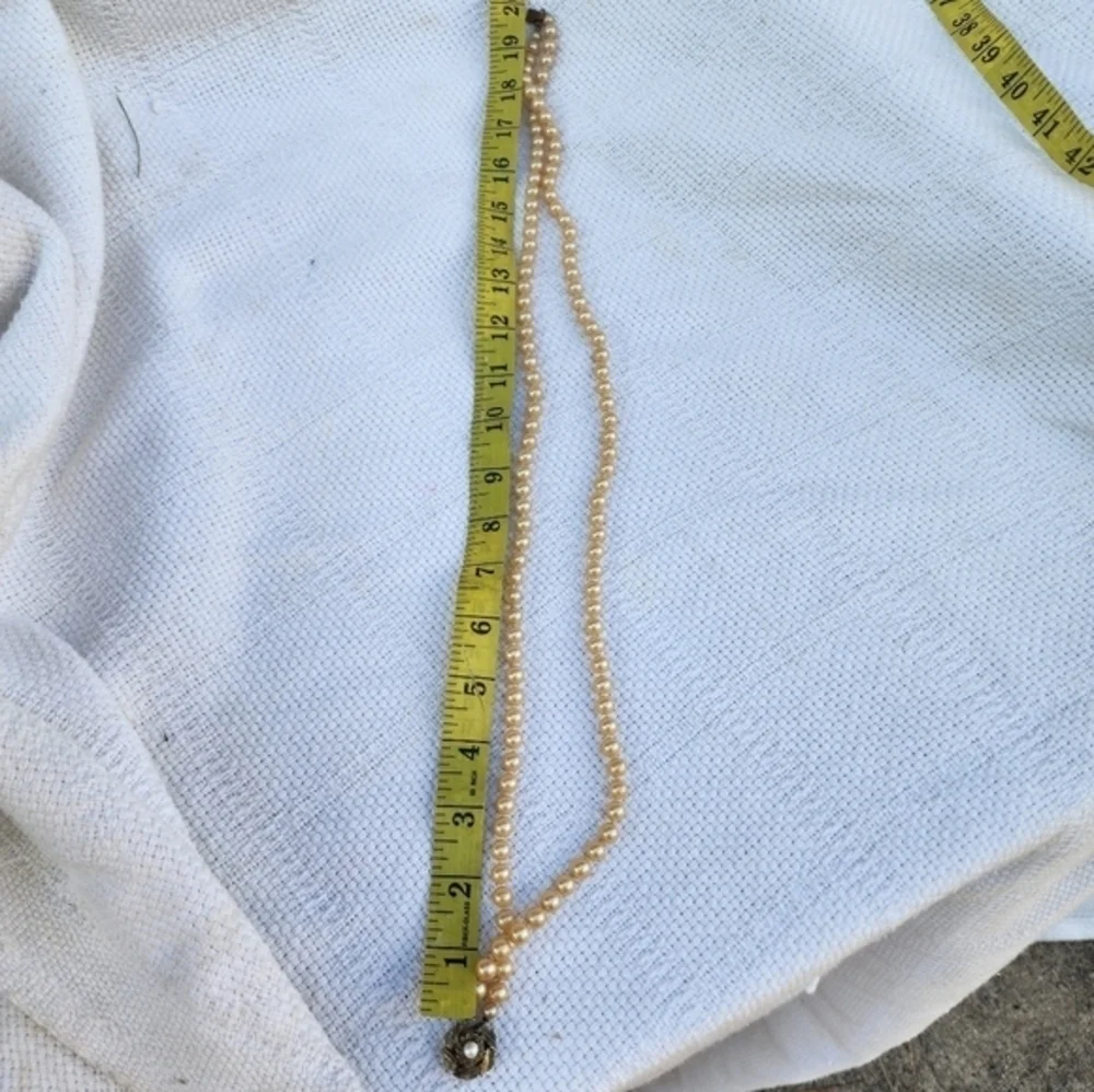 Vintage Japan Faux‎ pearls